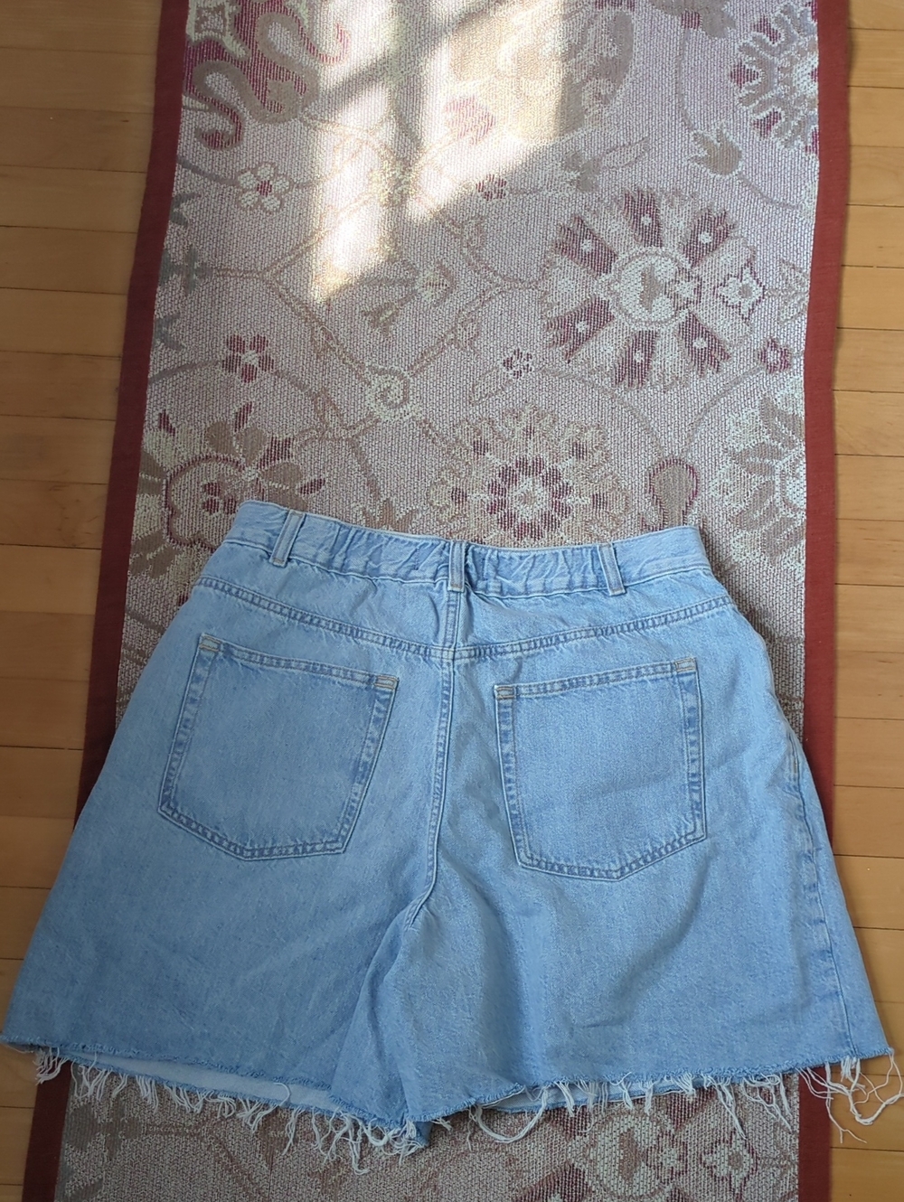 FP Danni High Rise Short Denim Jean Light Wash M - Picture 6 of 10